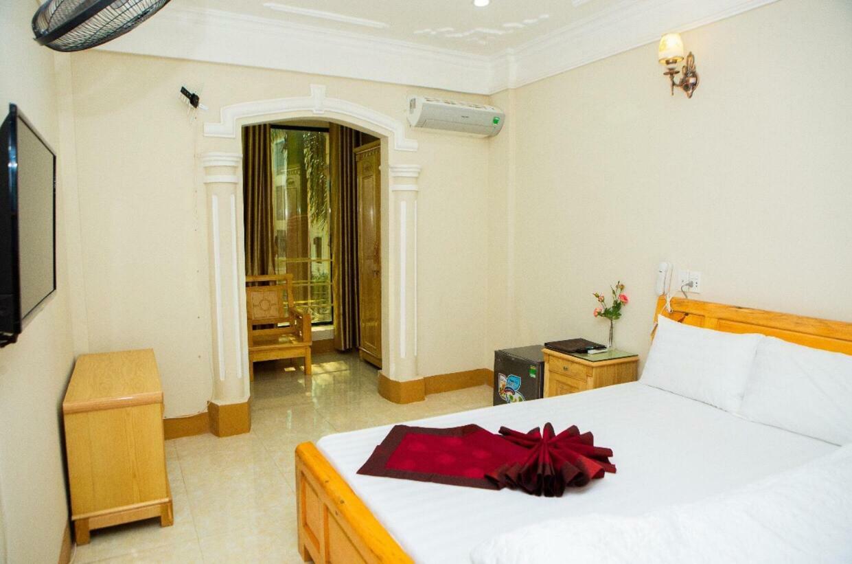 Phong Lan Hotel Son La ภายนอก รูปภาพ